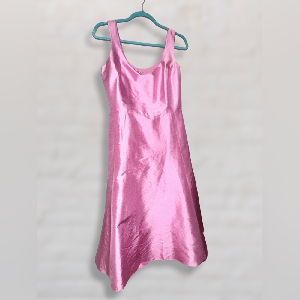 Pink Sleeveless midi dress